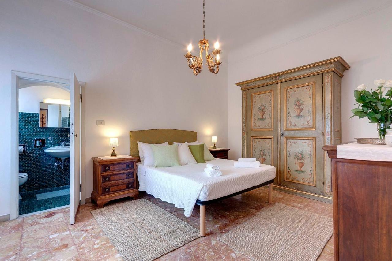 Historical Apartment Spectacular Arno View With Balcony From 12 Th Century. 佛罗伦萨 外观 照片